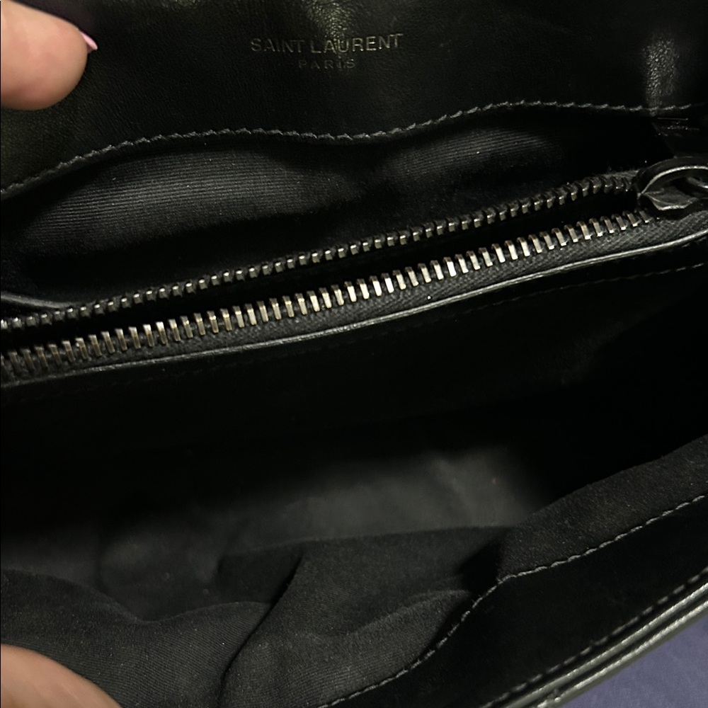 Saint Laurent Black Small Loulou Chevron Shoulder Bag Authentic - Picture 4 of 12